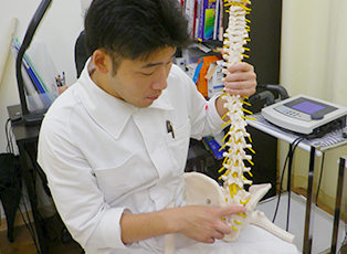 専門用語は使いません。またできるだけ分かりやすい言葉を使います。